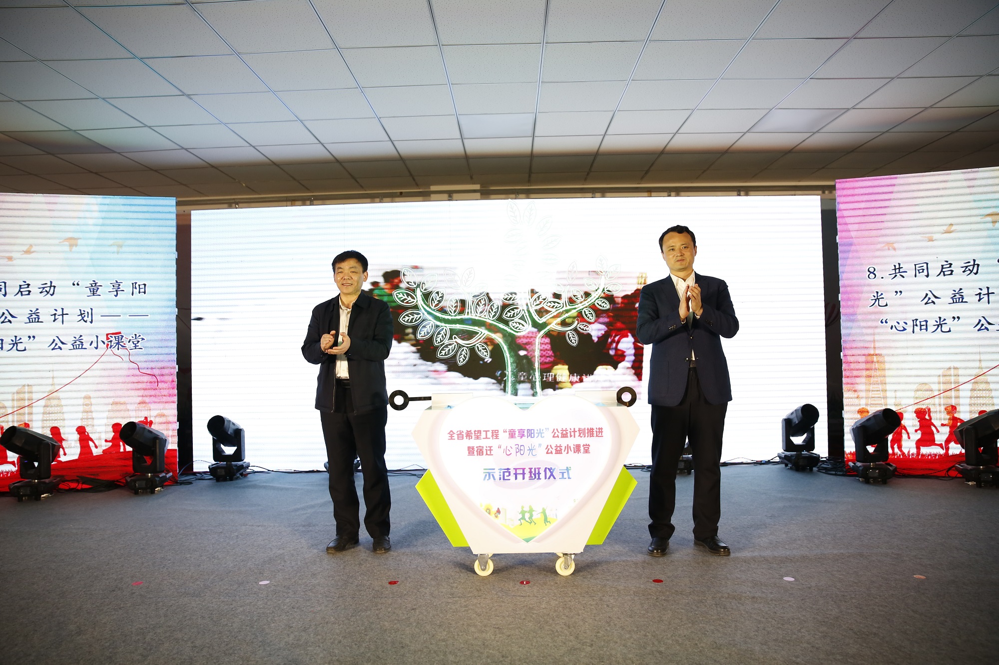 1552376411461075036.jpg 3低像素.jpg